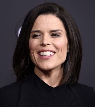 Neve Campbell Height Weight Body Measurements Shoe Size Facts