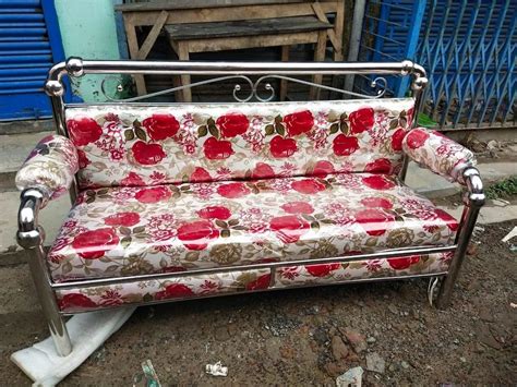 Steel Sofa at Rs 4000/piece | स्टील सोफा in Howrah | ID: 27631798633