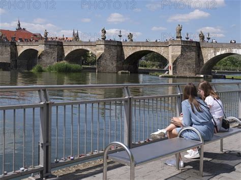 Old Main Bridge Photo12 ImageBROKER Gierth Friedel