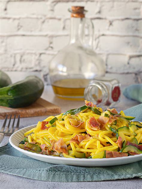 Tagliolini Speck Zucchine E Zafferano