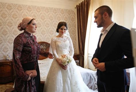 Surprisingly Strange Wedding Traditions From Around The World Pictolic