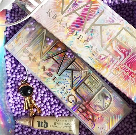 Urban Decay Naked Cyber Eye Palette Reviews In Eye Palettes Prestige