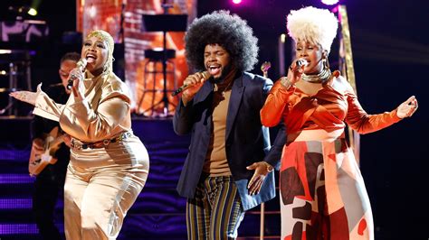 Watch The Voice Highlight Victor Solomon Dana Monique And Pia Renee