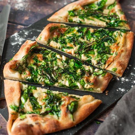 Spinat Pide Mit Kartoffelcreme Vegan World