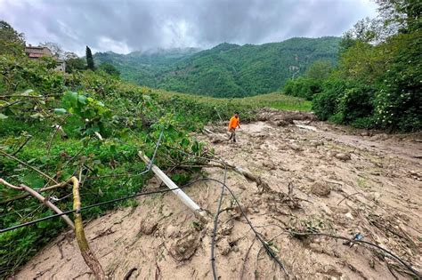 Frana Isola Val Bisenzio Le Imprese A Salvini Urgente Intervenire