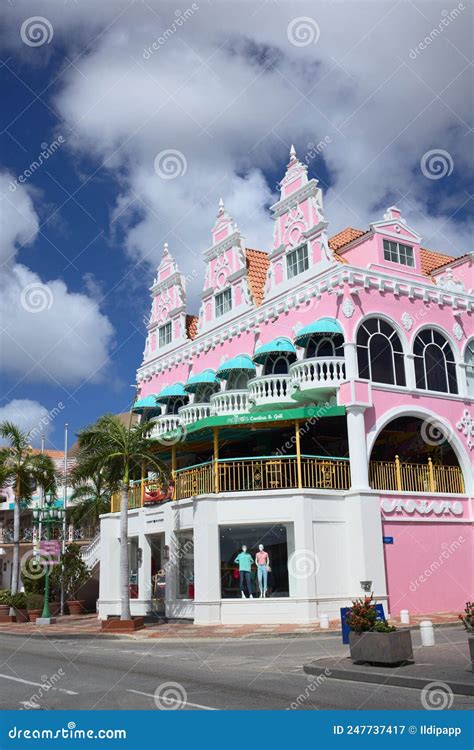 Royal Plaza Shopping Mall in Oranjestad, Aruba Editorial Photography ...