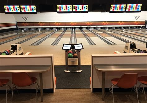 Bowlero Lanes to reopen in Royal Oak with retro feel, cocktail lounge | Crain's Detroit Business