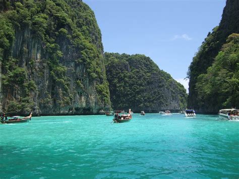 Phuket, Thailand.: James Bond Island.