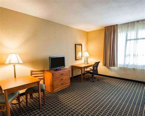 CLARION INN & SUITES MIAMI AIRPORT, FL