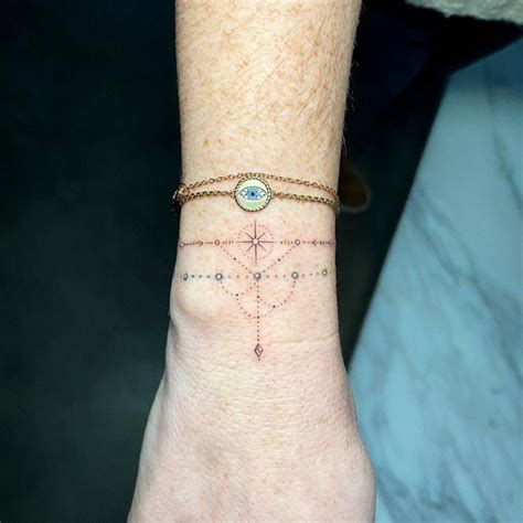 Single needle bracelet tattoo.