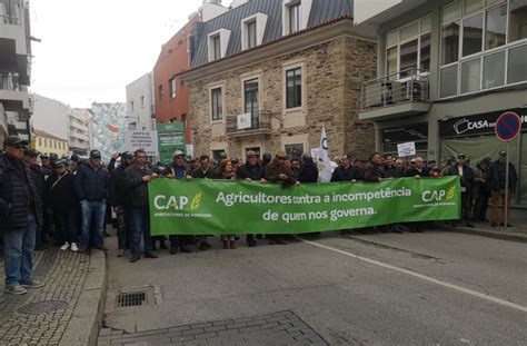 Agricultores Protestam Em Mirandela E Perguntam Quando Vai Haver