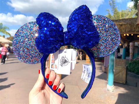 Photos New 2020 Minnie Ear Headbands Ring In The New Year At Walt Disney World Wdw News Today