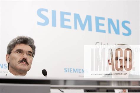 Joe KAESER L Finanzvorstand CFO Der Siemens AG Und Klaus