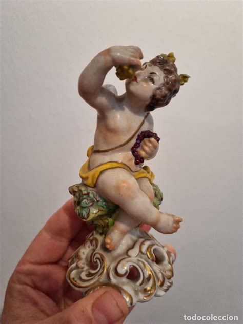 Antigua Figura De Porcelana De Capodimonte Ang Vendido En Venta