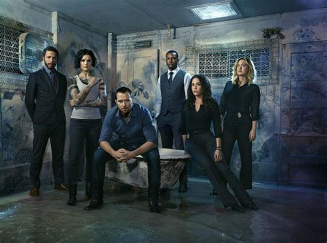 Blindspot Photo Ashley Johnson Audrey Esparza Jaimie Alexander Rob