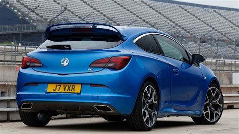 2013 Vauxhall Astra VXR Fast Speedy Cars