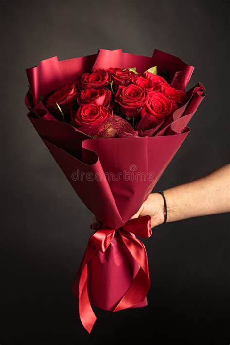 Bouquet Of Red Roses On A Black Background Stock Image Image Of Chic