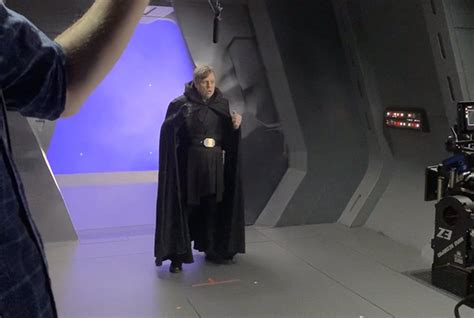 Mark Hamill Responds To Those Doubting His Mandalorian Season 2 Finale