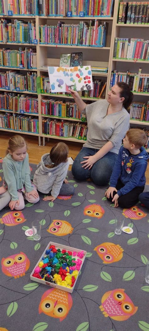 Zaj Cia W Bibliotece Grupa V Przedszkole Publiczne W J Zefowie