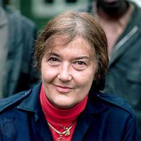 Dian Fossey Biography