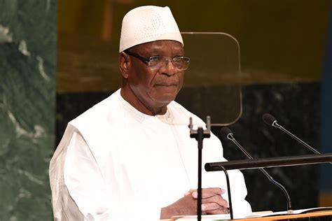 Mali President Resigns, Dissolves Parliament