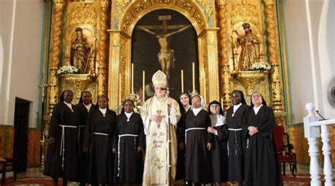 El Cardenal Fray Carlos Amigos Vallejo Preside La Profesi N Solemne De