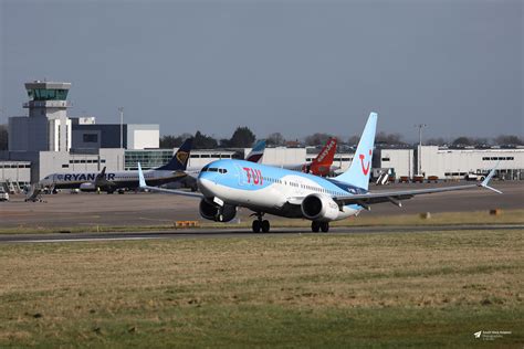 G TUMG Boeing 737 Max 8 TUI Airways Bristol Airport Lul Flickr