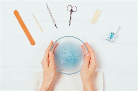 How To How To Clean Manicure Tools Clean Manicure Tools