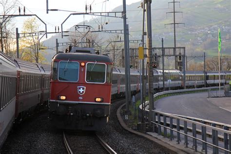 SLMNr 4646 IR InterRegio Zug Mit SBB Lokomotive Re 4 4 I Flickr