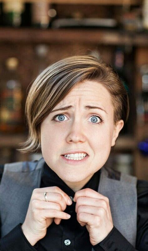 Hannah Hart Hannah Hart Mamrie Hart Woman Crush