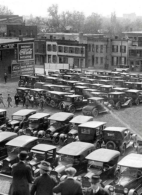 Pin By Wayne Thornton On No Parking Old Photos Vintage Photos Photo