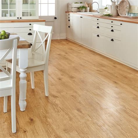 Karndean Vinyl Plank Flooring Cleaning