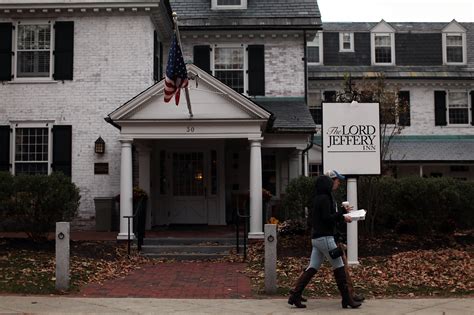 Amherst College Drops ‘Lord Jeff’ as Mascot - The New York Times