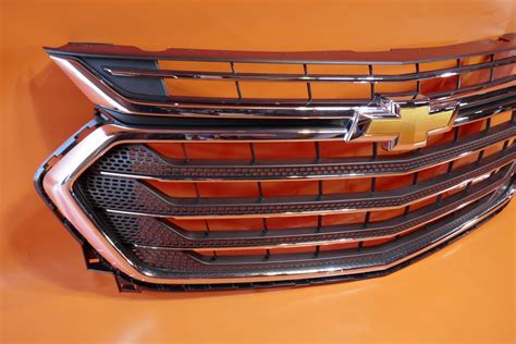 Chevy Traverse Grille 2018 2019 2020 2021 Chrome 23376134 Oem