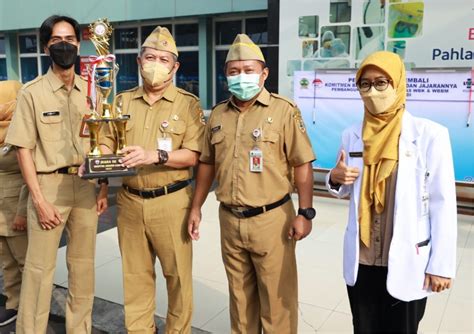 Rsud Dr Moewardi Meraih Juara Paduan Suara Juara Bulu Tangkis