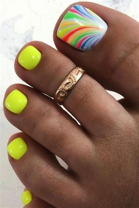 Schöne Fußnägel 39 fabelhafte Nageldesign Ideen für den Sommer Toe