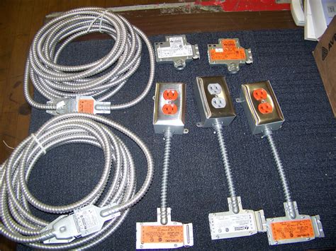 Lithonia Lighting Wiring System And Parts 7 Pieces Ebay