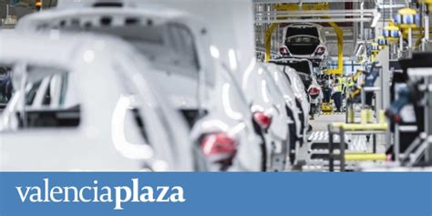 El fabricante alemán de vehículos Daimler lanza su tercer profit