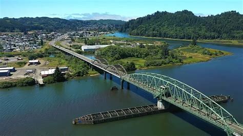 Reedsport Is A Nature Lover's Paradise On The Oregon Coast