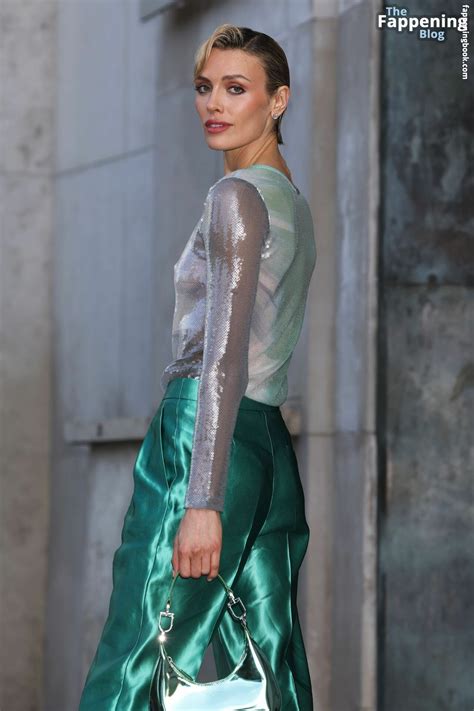 Wallis Day Nude OnlyFans Leaks Fappening FappeningBook