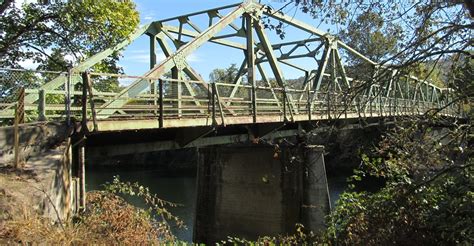 Back South On The More Immediate 1933 Span Originally Serving Roseburg