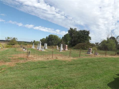 West Cemetery in Illinoisの cemeteryName Find a Grave 墓地