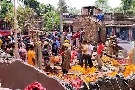 Dattapukur Blast Many Feared To Dead After Early Morning Blast Rocks