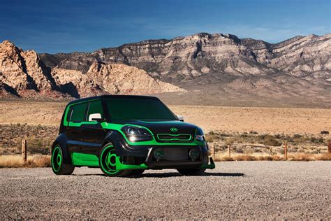 2013 Kia Green Lantern-Inspired Soul News and Information