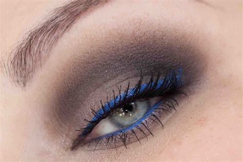 Paulas Choice The Nude Mattes Palette Cool Smokey Eyes