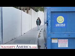 Naughty America Newly Single Milf Linzee Ryder Rides The First Dick She See S After Divorce