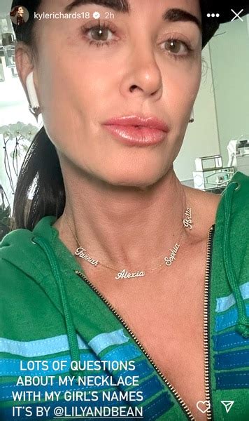 Kyle Richards Shows Off Necklace With Daughters Names Pic The