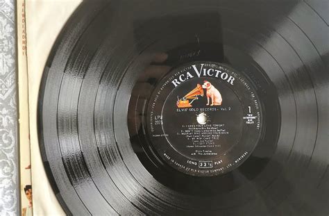 Elvis Presley 50000000 Elvis Fans Cant Be Wrong Elvis Gold Records