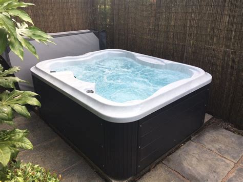 SB344 5 Person Hot Tub Holiday Let A6 Hot Tubs A6 Hot Tubs