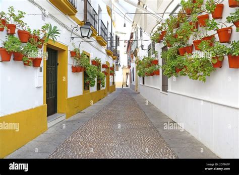 Cordoba Spain Flower Street Hi Res Stock Photography And Images Alamy